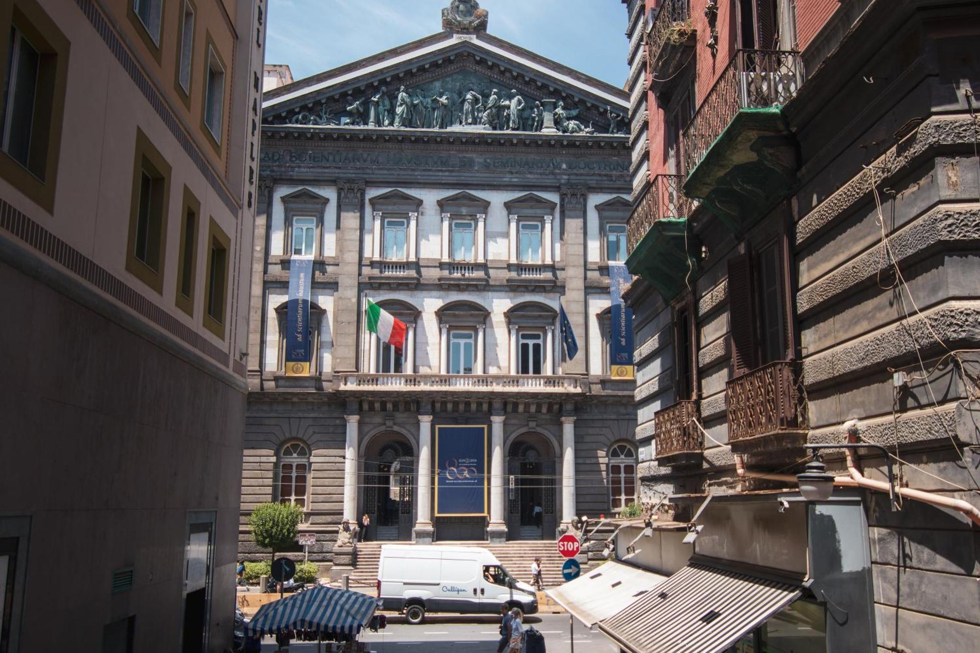 Historical Center Porto Suite Neapol Zewnętrze zdjęcie